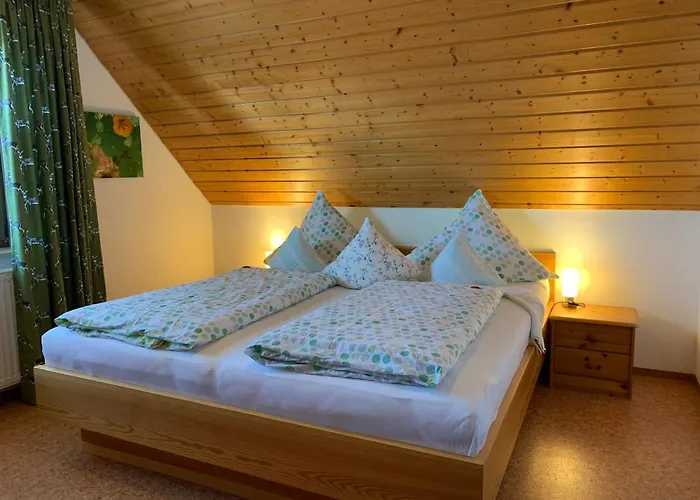 Апартаменты Gaestehaus Hundelbach Ленцкирх