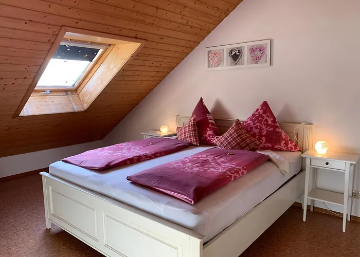 Gaestehaus Hundelbach Апартаменты *