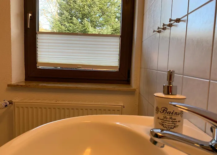 Gaestehaus Hundelbach Ленцкирх